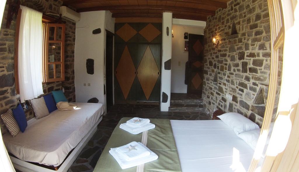 Arokaria Hideaway Suites Krotiri Habitación foto